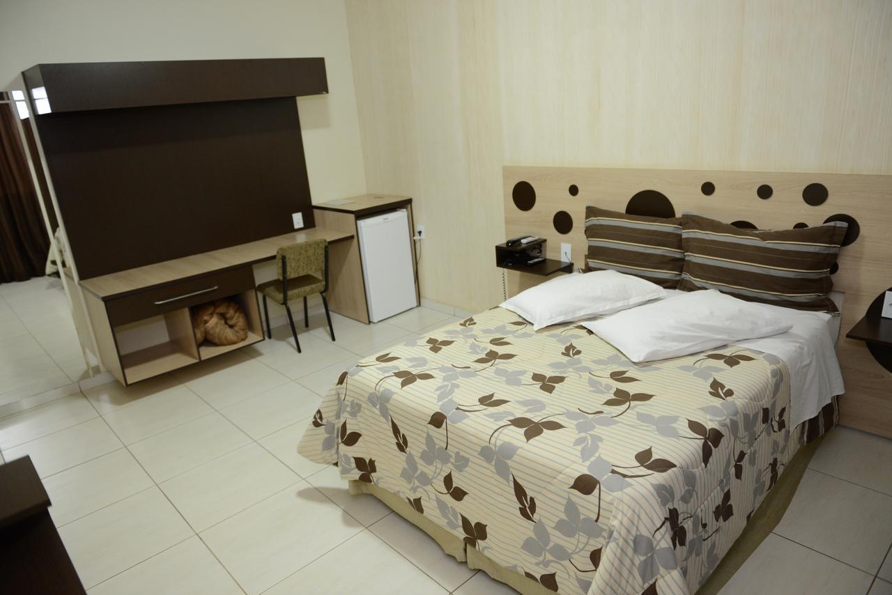 Hotel Querencia Pitanga Екстер'єр фото